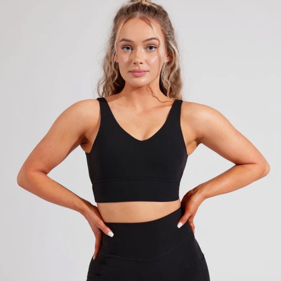 BuffBunny Monarch Sports Bra - Picture 1 of 4